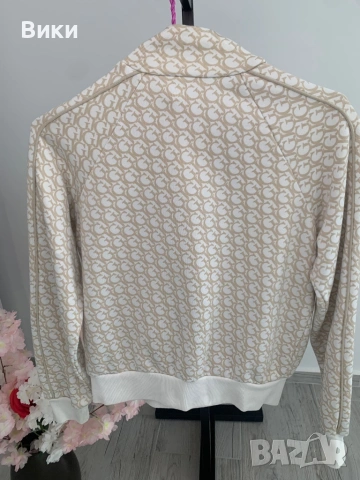 Guess оригинално горнище, снимка 10 - Спортни екипи - 53018742