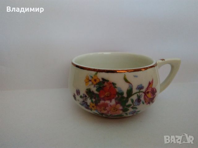 Порцеланова чашка за кафе , снимка 1 - Чаши - 46461480