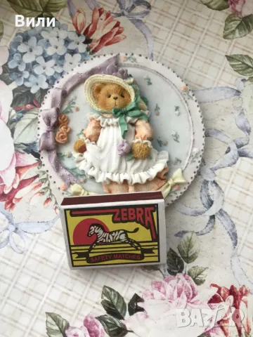 Cherished teddies орнамент за стена 9см диаметър, снимка 3 - Колекции - 47170992