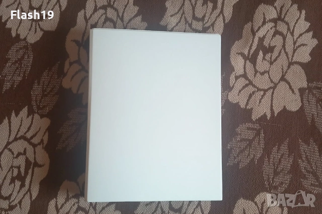 ⭐⭐ Лот 9 бр. Автографи ARROWVERSE + ПОДАРЪК! ⭐⭐, снимка 6 - Колекции - 53751938