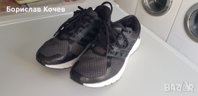 Маратонки Adidas , снимка 2 - Маратонки - 46557790