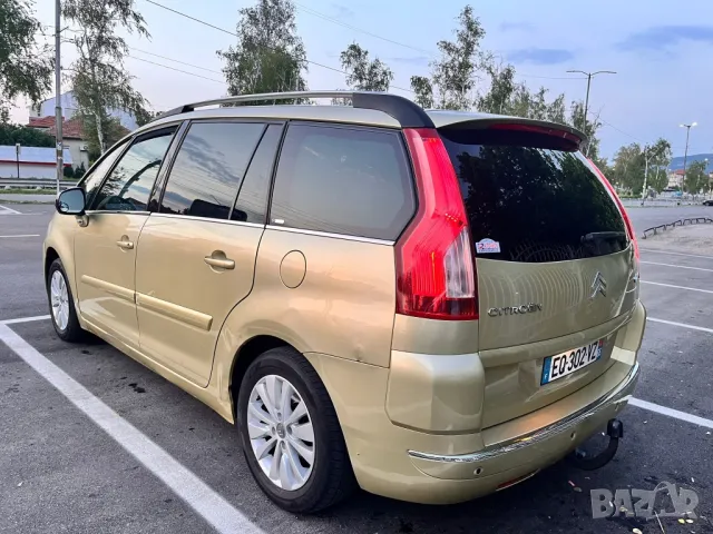 Grand Picasso Exclusive, снимка 2 - Автомобили и джипове - 49105559