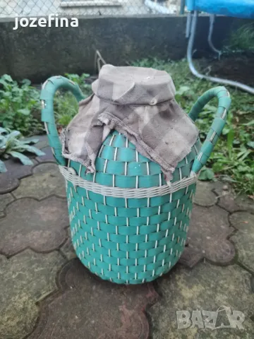 Стъклена дамаджана с оплетка пластмасова, снимка 6 - Бидони, бурета и бъчви - 50404140