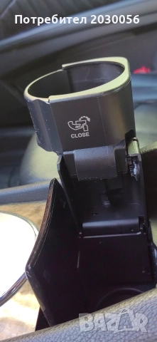 Поставка стойка за чаши за мерцедес , снимка 3 - Аксесоари и консумативи - 52818935