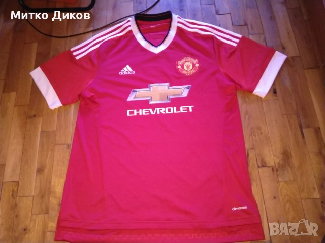 Манчестър Юнайтед маркова футболна тениска Адидас №7 Memphis Depay размер Л отлична