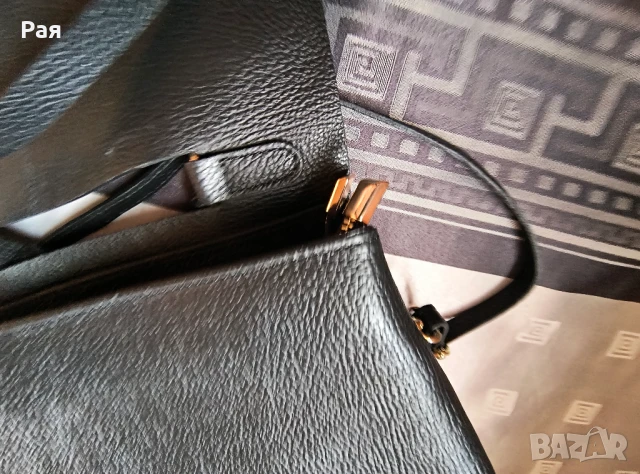 Черна кожена дамска чанта, снимка 6 - Чанти - 50665071