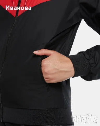 Дамско спортно яке NIKE LIVERPOOL, снимка 5 - Спортни екипи - 49619223