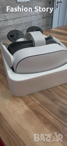 VR очила META Quest 3S, 128GB, Бял, снимка 2 - Други игри и конзоли - 52188738