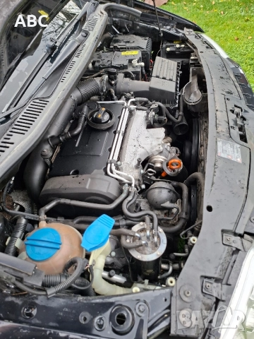 На части Vw Touran 2.0 TDI - DSG, снимка 5 - Автомобили и джипове - 49292360
