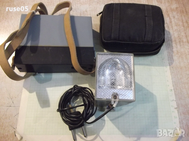 Светкавица "FIL11 NORMA" със захранващ блок и калъф работеща