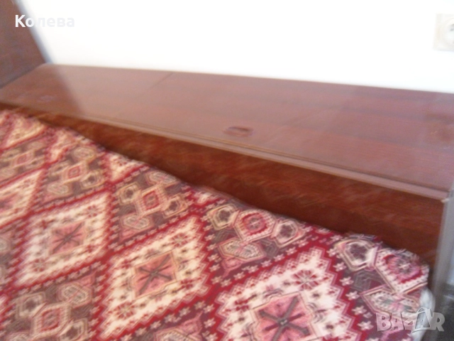 Спалня с четирикрилен гардероб, снимка 10 - Спални и легла - 52174822