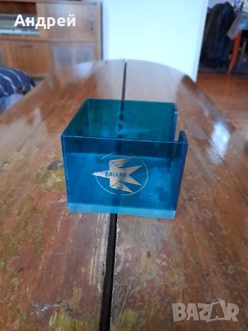 Стара кутия за листчета БГА Балкан, снимка 2 - Други ценни предмети - 52250561