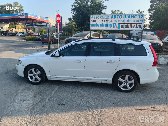 Volvo V70 V70 D5Automatic, снимка 2 - Автомобили и джипове - 50707450
