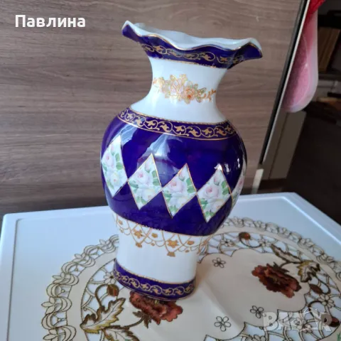 Различни модели порцеланови вази, снимка 7 - Вази - 50060646