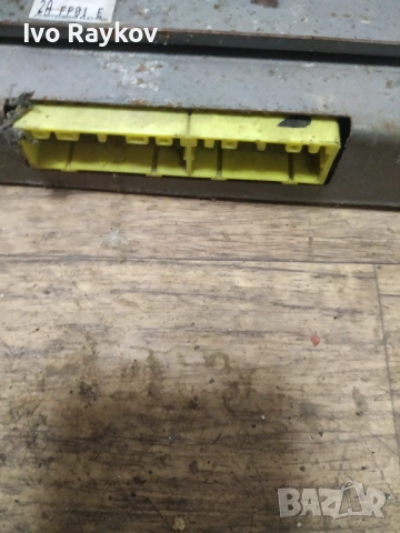 Mazda 626 Engine control module FP0118881C E2T03771M FP01, снимка 2 - Части - 53371676
