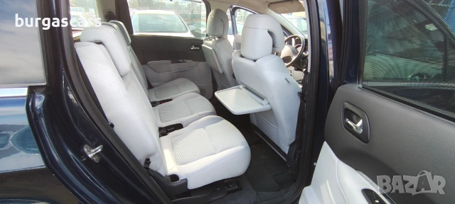 Peugeot 5008 1.6HDI-112к.с. 2010г, снимка 11 - Автомобили и джипове - 53582433