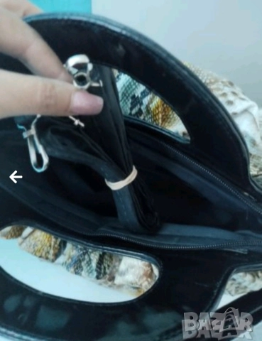 Кожена дамска чанта змийски принт, снимка 3 - Чанти - 52894109