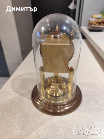 Немски настолен кварцов часовник, снимка 2 - Антикварни и старинни предмети - 52259451