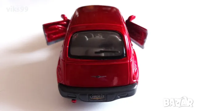 Maisto Chrysler PT Cruiser - Мащаб 1:39, снимка 4 - Колекции - 49181096