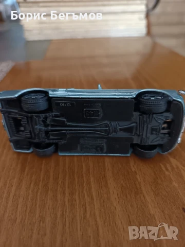 1:43 Ford Mustang GT , снимка 4 - Антикварни и старинни предмети - 50841453