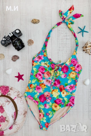 Бански костюм на едро