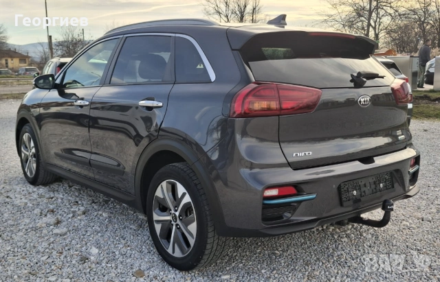 KIA e-Niro EV 64kWh ExecutiveLine full electric 204PS, снимка 7 - Автомобили и джипове - 53205693