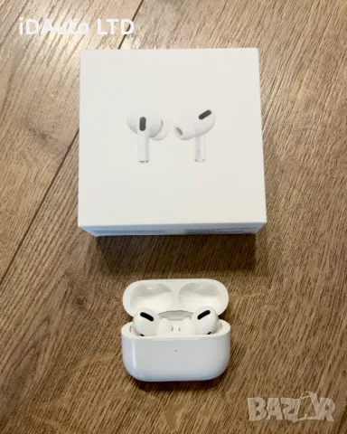 Apple AirPods Pro Слушалки безжични MagSafe Charging Case, епъл, снимка 2 - Слушалки и портативни колонки - 47245275