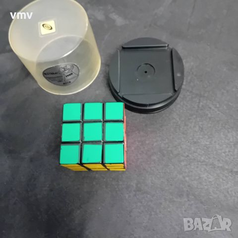 Оригинал кубче Рубик , снимка 4 - Колекции - 45114231