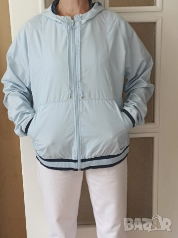 Дамско яке ветровка Nike, снимка 11 - Якета - 51518119