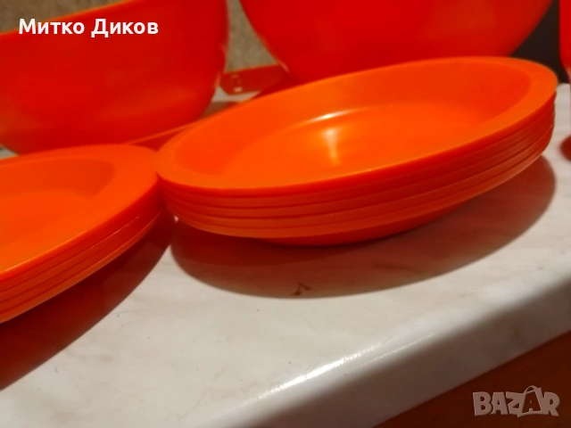 Комплект чинии чаши в калъф за почивка, снимка 5 - Чинии - 53512494