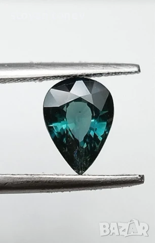 Естествен нетретиран сапфир в зелено-синьо 1.02кт! Сертифициран! Нов!, снимка 3 - Колиета, медальони, синджири - 46526950
