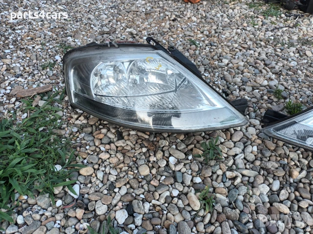 Ляв и десен фар за ситроен ц3 CITROEN C3, снимка 2 - Части - 48503485