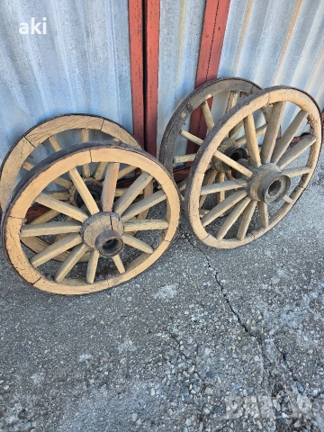 Колела от Каруца, снимка 2 - Декорация за дома - 53816278