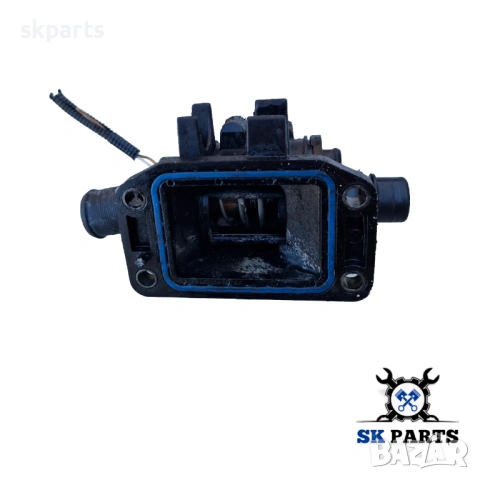 Корпус с термостат за Форд Фиеста V 1.4 TDCi 68k.с, снимка 2 - Части - 53799320