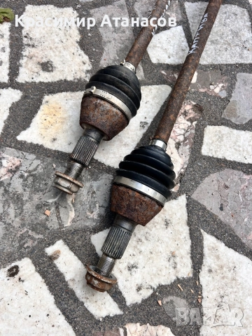 Полуоска лява и дясна задни за Шевролет каптива 2.0 CDTI. 150кс. 4X4. 2008г, снимка 2 - Части - 51872819