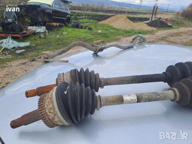 пр.задни полуоски за Hyundai Tucson , снимка 2 - Части - 54167896