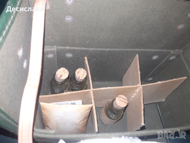 Военна докторска чанта, снимка 3 - Антикварни и старинни предмети - 53294259