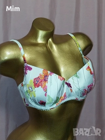 Hunkemoller 80 D Бял ,сатенен сутиен на цветя, снимка 4 - Бельо - 53183862