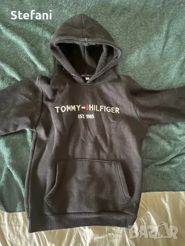 Детски суичър Tommy Hilfiger, снимка 2 - Детски анцузи и суичери - 47065518