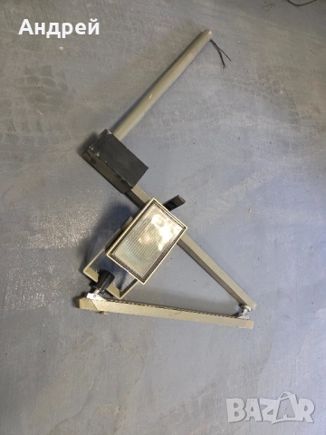 Компресорна уредба и осветителнищо тяло за зъболекарска машина!, снимка 5 - Лекари - 51663849