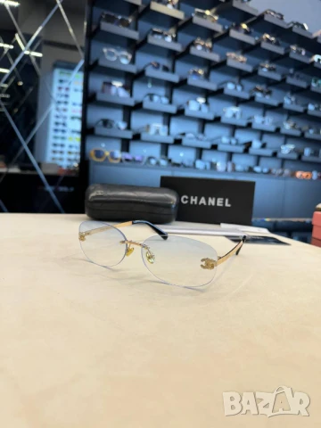 очила с черен обикновен калъф и ув защита  burberry chanel, снимка 10 - Слънчеви и диоптрични очила - 50741862