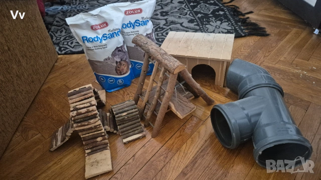 пясък и играчки за гризачи