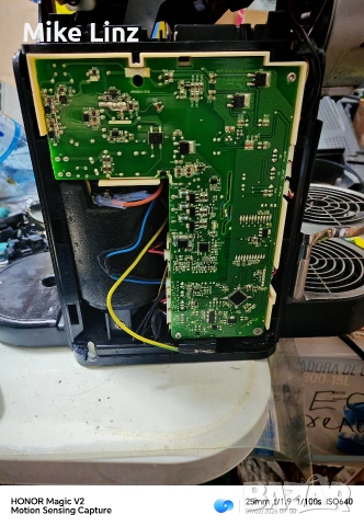 Nespresso Typ9737 G, снимка 3 - Кафемашини - 53410162