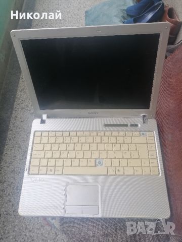 Продавам лаптоп Сони за части, снимка 1 - Части за лаптопи - 45777865