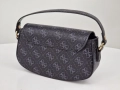 Guess Стилна Дамска Чанта , снимка 2