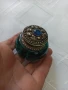 Малка антикварна кутийка красив зелен камък при основата орнаменти при капака височина 5 см , снимка 6
