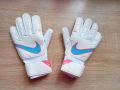 Вратарски ръкавици Nike - номера 10 и 6, снимка 1 - Футбол - 45367453