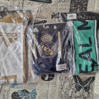 Оригинален Шал adidas Mens RMFC Real Madrid Scarf White/Dark Football Gold, снимка 3 - Шалове - 33739888