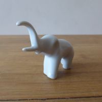 Малка порцеланова фигура Слонче Слон, снимка 3 - Декорация за дома - 45385766