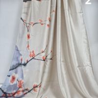 Дамски красив сатенен шал 1.80х0.90см, снимка 4 - Шалове - 45664192
